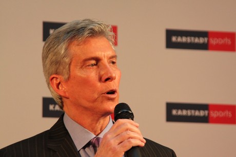 michael-buffer