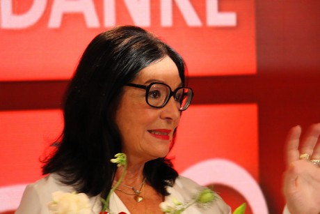 nana-mouskouri