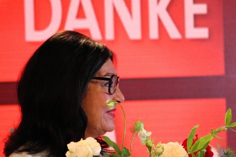 nana-mouskouri