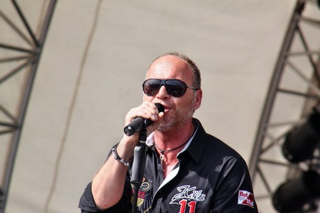 olaf-henning