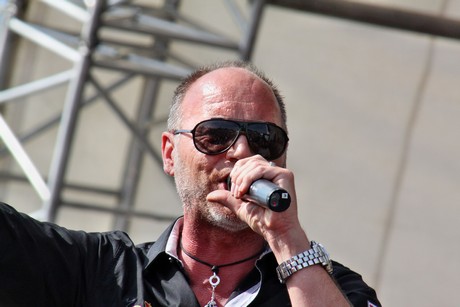 olaf-henning