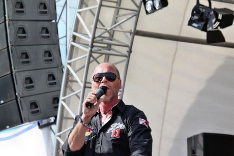 olaf-henning