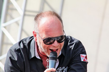 olaf-henning