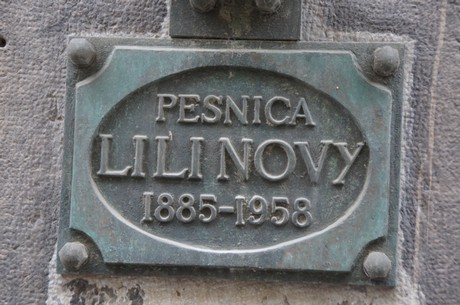 pesnica-lilinovy