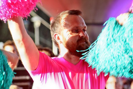 pink-poms