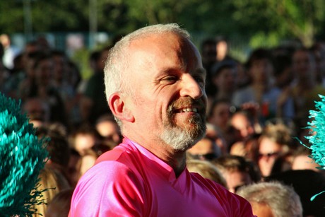 pink-poms