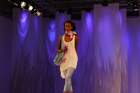 sara-nuru