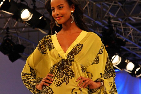 sara-nuru