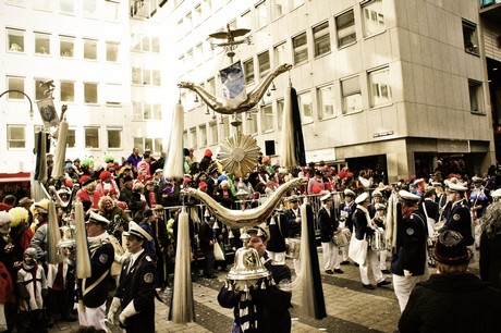 tambourcorps-blau-weiss