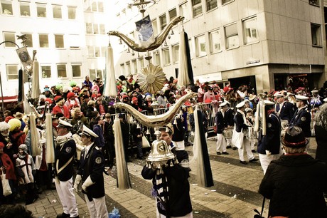 tambourcorps-blau-weiss