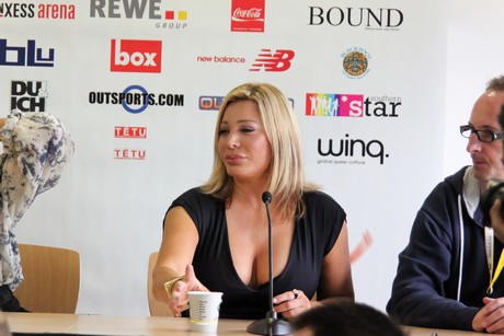 taylor-dayne