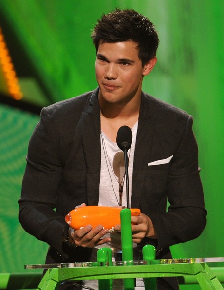 taylor-lautner