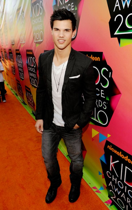 taylor-lautner