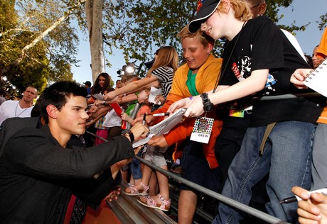 taylor-lautner