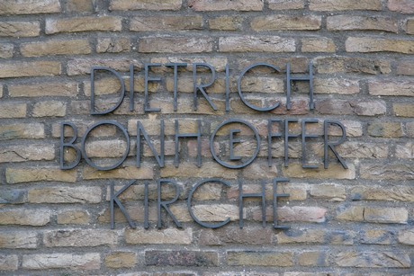 dieter-bonhoeffer-kirche