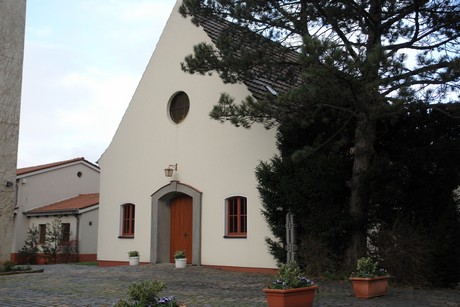 buir-evangelische-kirche